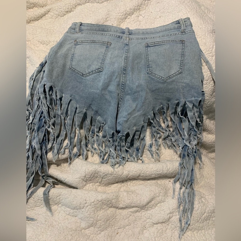 Jeans Fringe Booty Denim Shorts High Waisted NWOT
Sz 2XL Western Cowgirl Boho - Picture 8 of 11